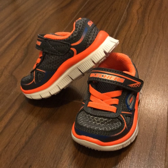 NWOT baby Skechers - Picture 2 of 6